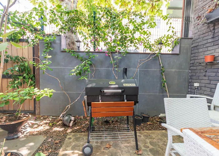 Hadrian S Gate Old Town فيلة