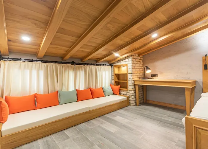 Hadrian S Gate Old Town فيلة أنطاليا