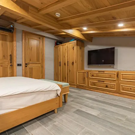 Hadrian S Gate Old Town וילה