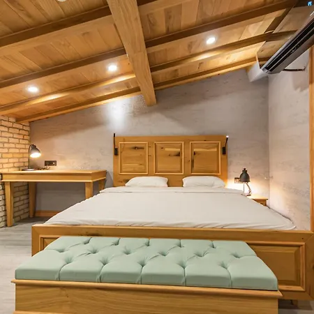 וילה Hadrian S Gate Old Town *